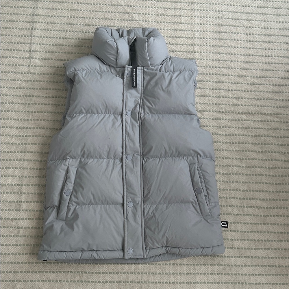 Gray Aritzia Super Puff Vest
